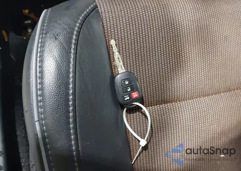 2015 Toyota Corolla S Plus из США, поврежденный, VIN 2T1BURHE8FC381838